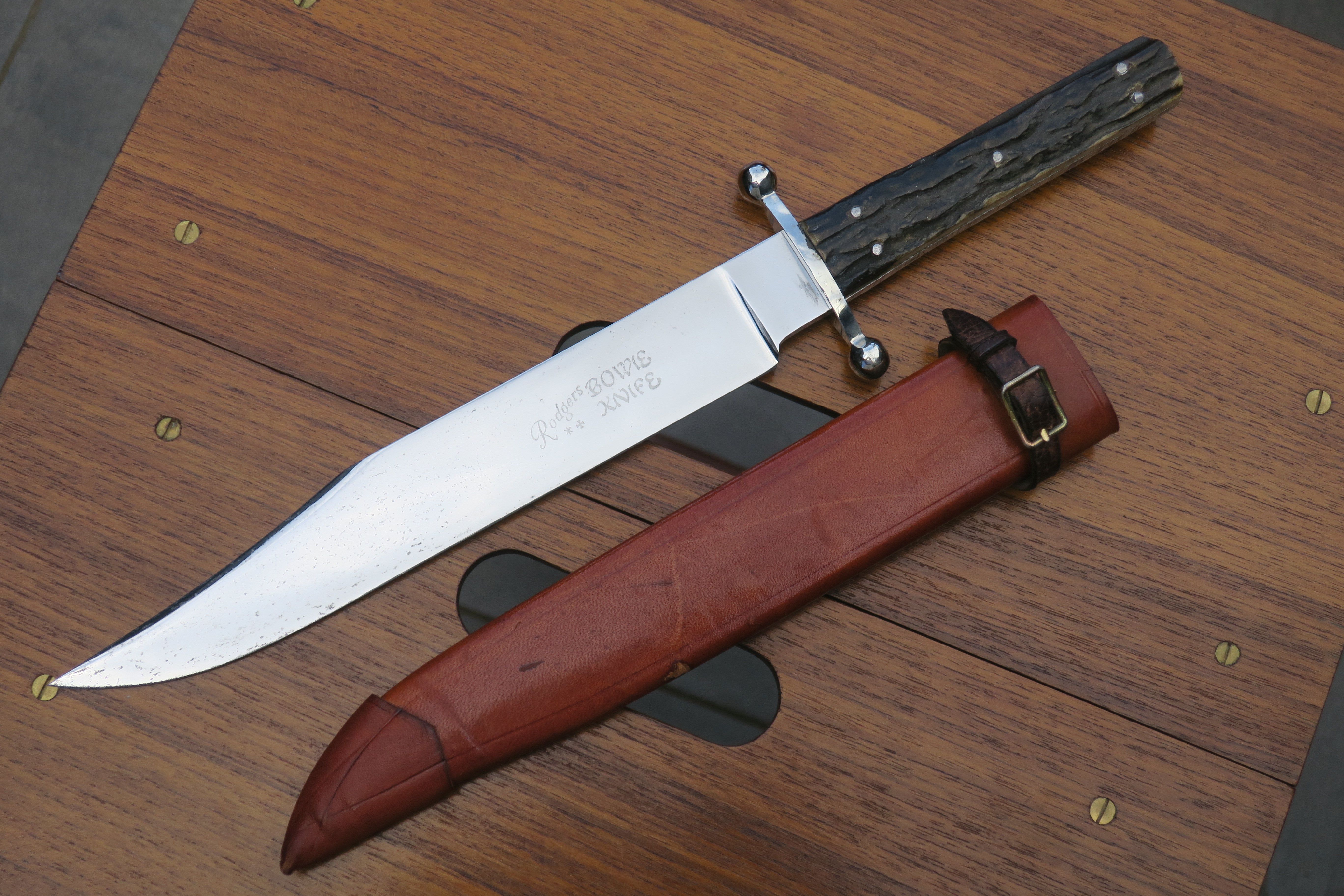 Rodgers Bowie Knife - Läcker och smidig Bowiekniv