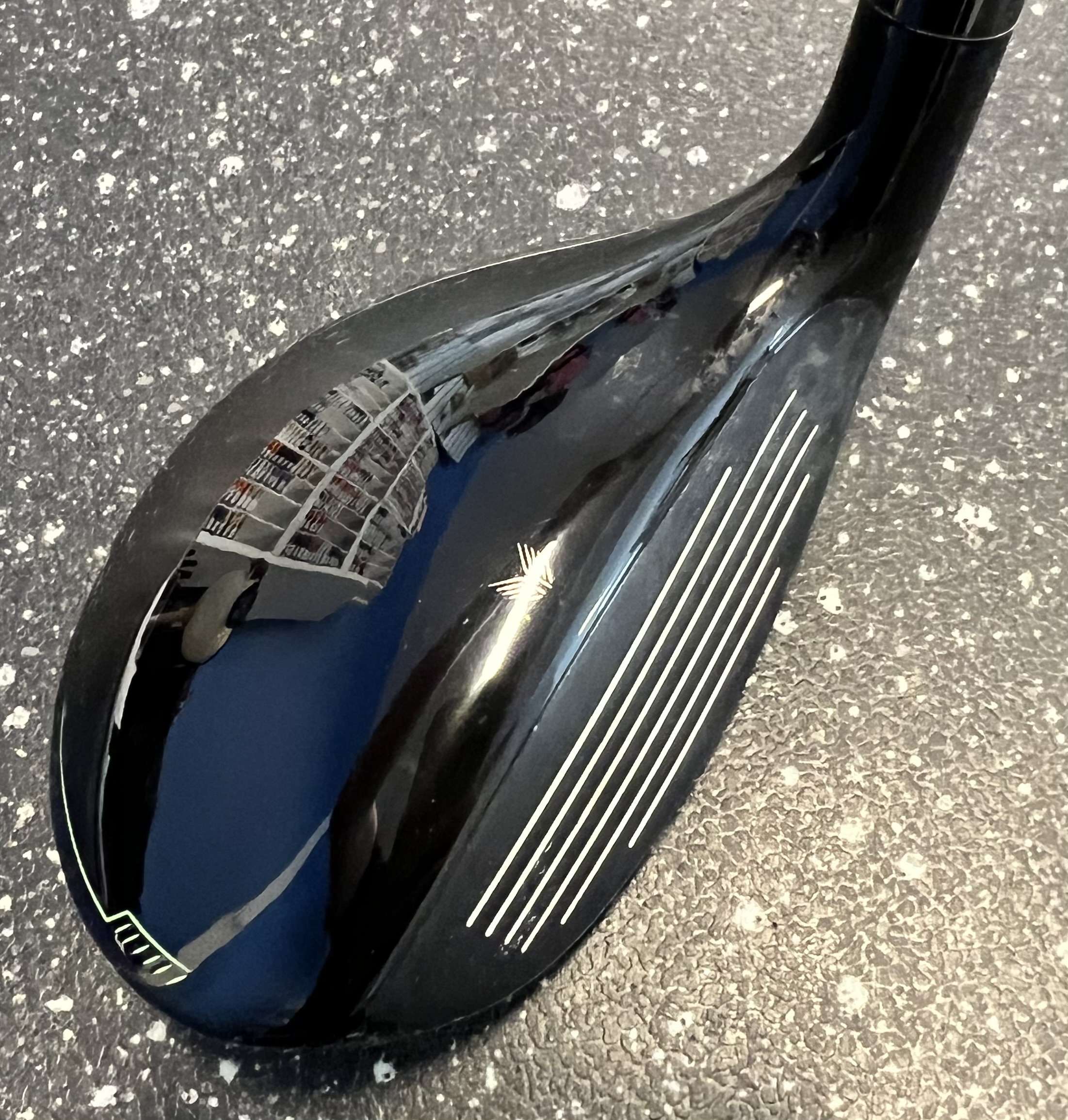 Wilson Staff Launch Pad  Hybrid 3  19.5 grader  - 2