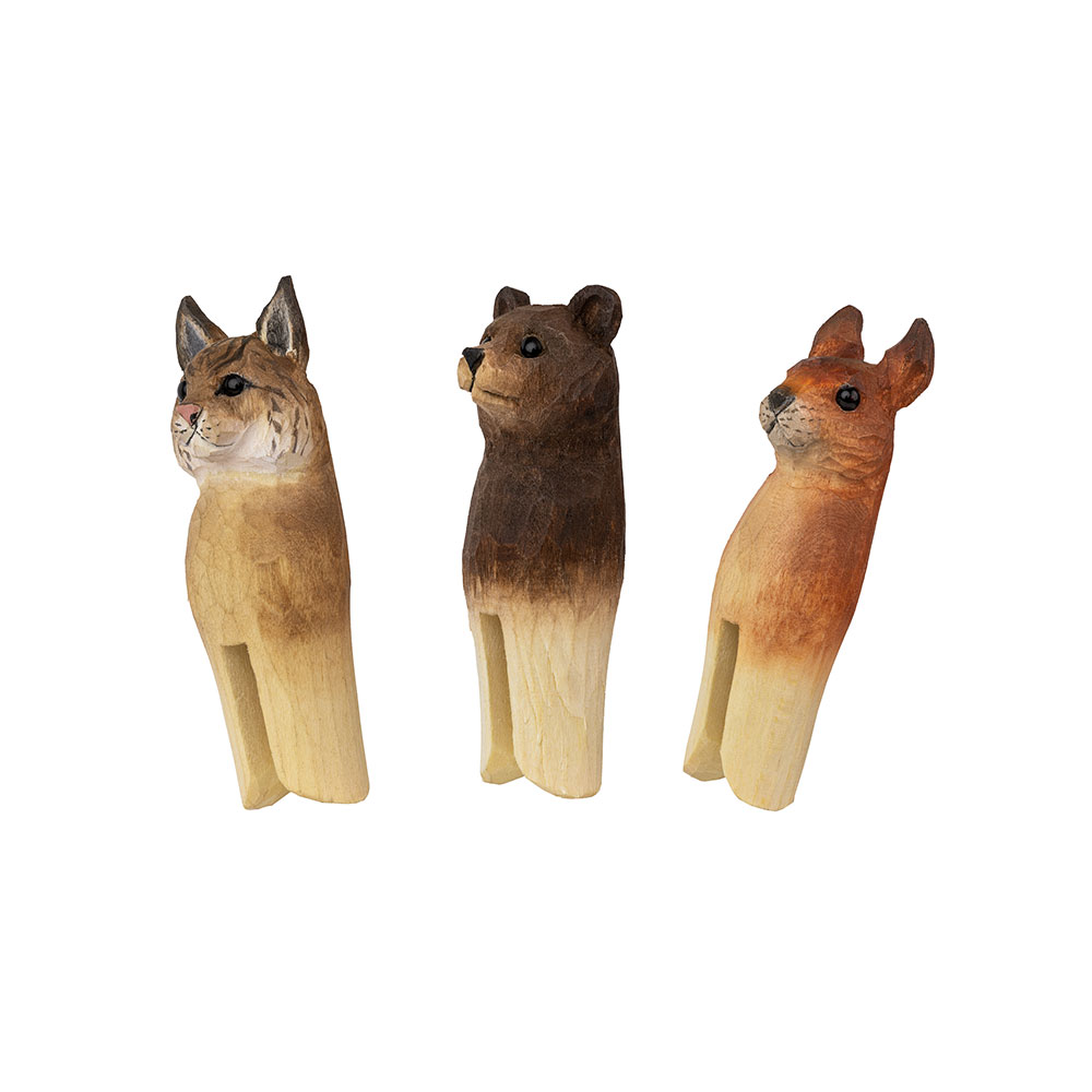 Forest Décor – Deep Woods with bear, lynx and squirrel seen from an angled front view against a light background.