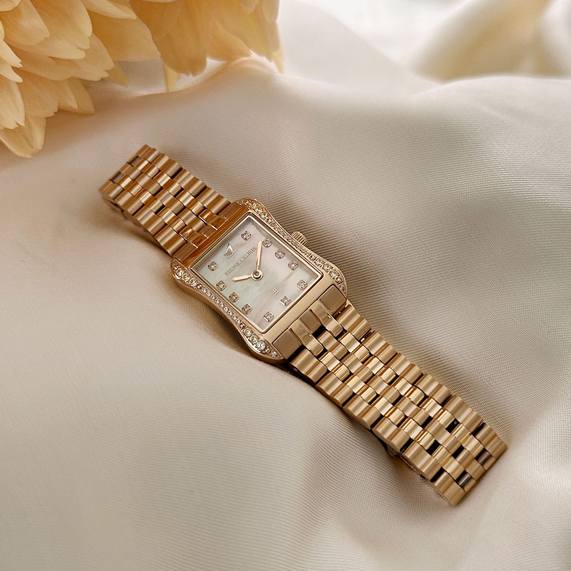 H&B Cronvas, Champagne & Gold - 4