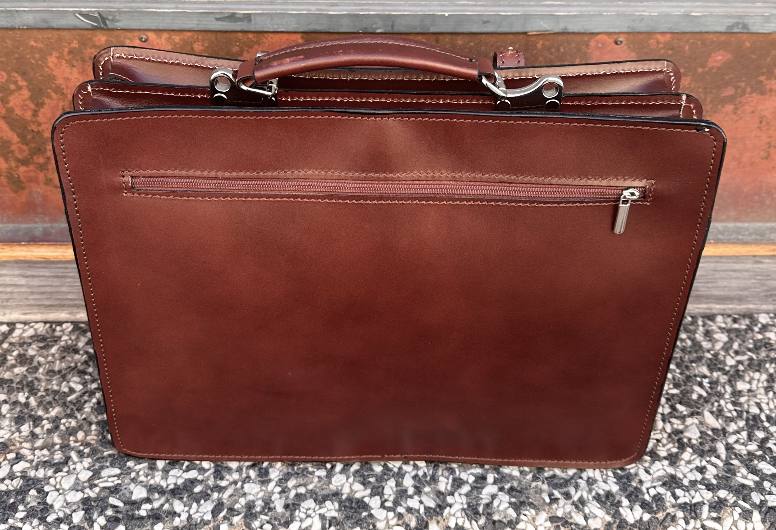 Pigga Peggy boxväskan storlek  39x29x11,  STOR, brun - 2