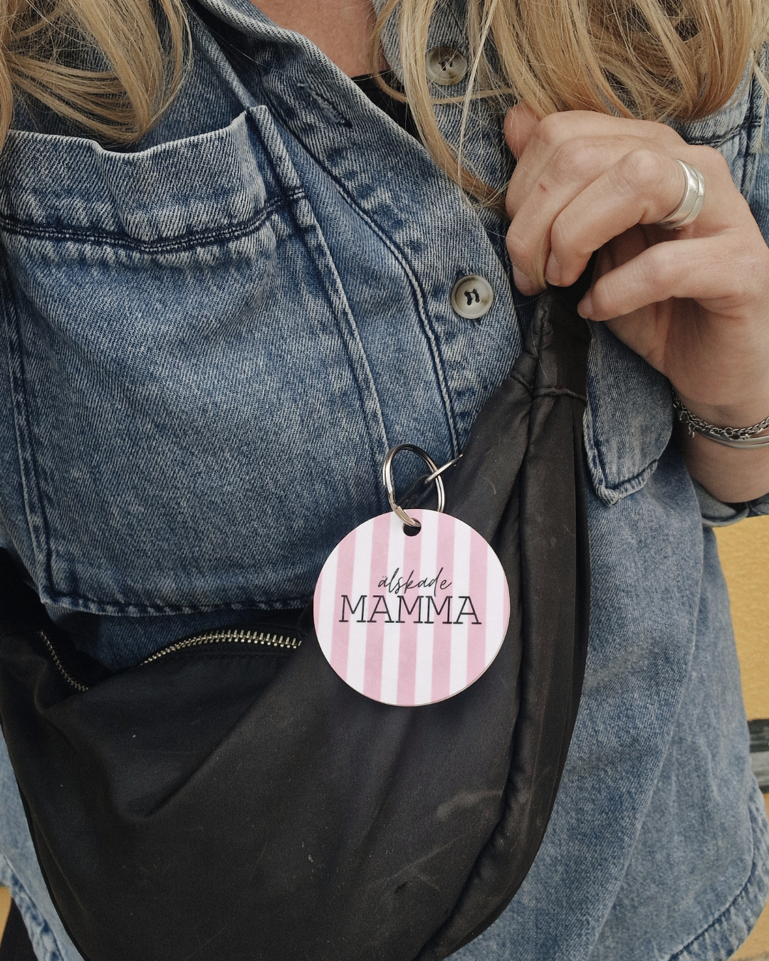 Nyckelring – Älskade mamma (stor, väskdekoration) - 3