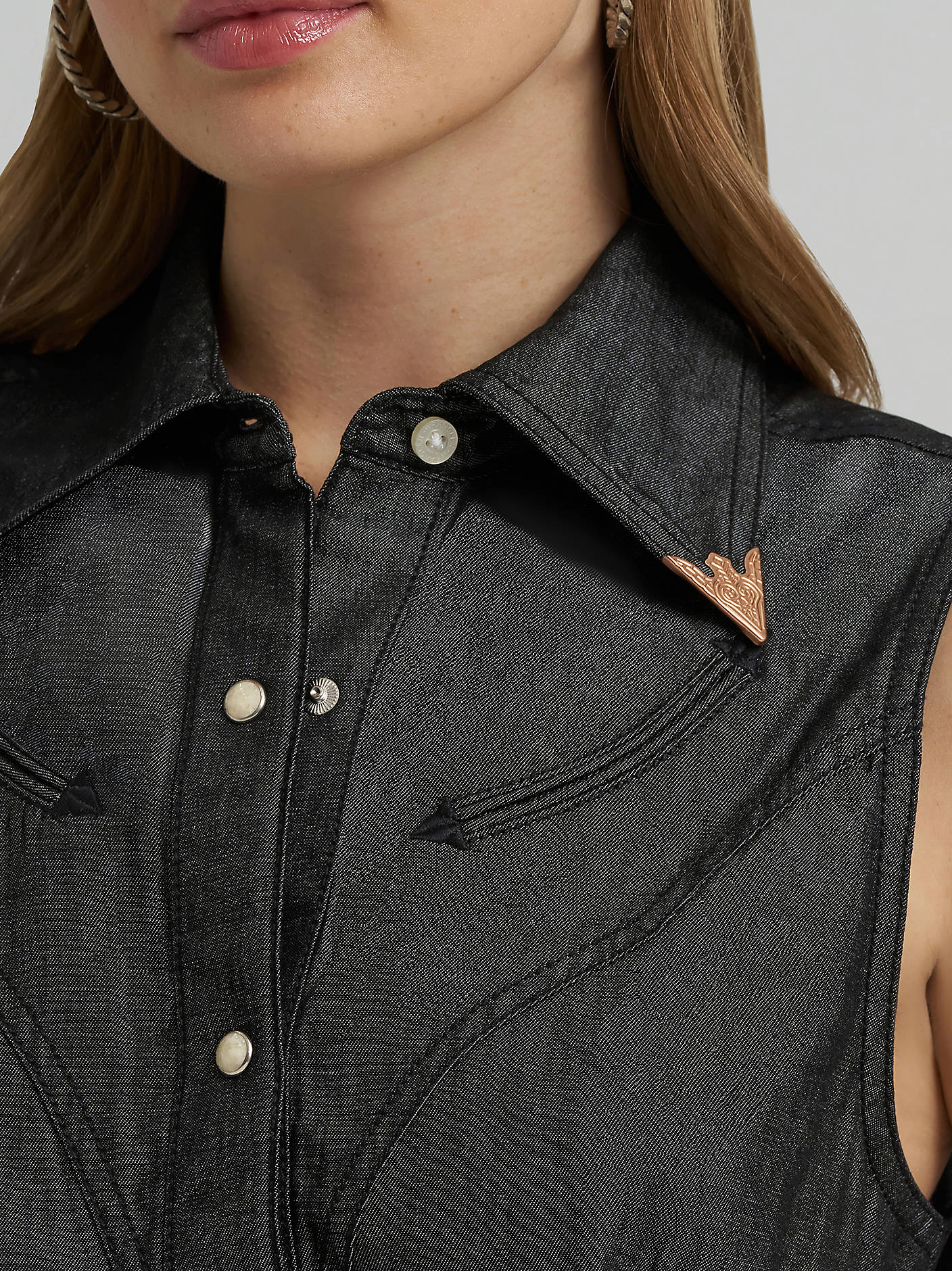 LAINEY WILSON X WRANGLER SLEEVELESS SHIRT - 3