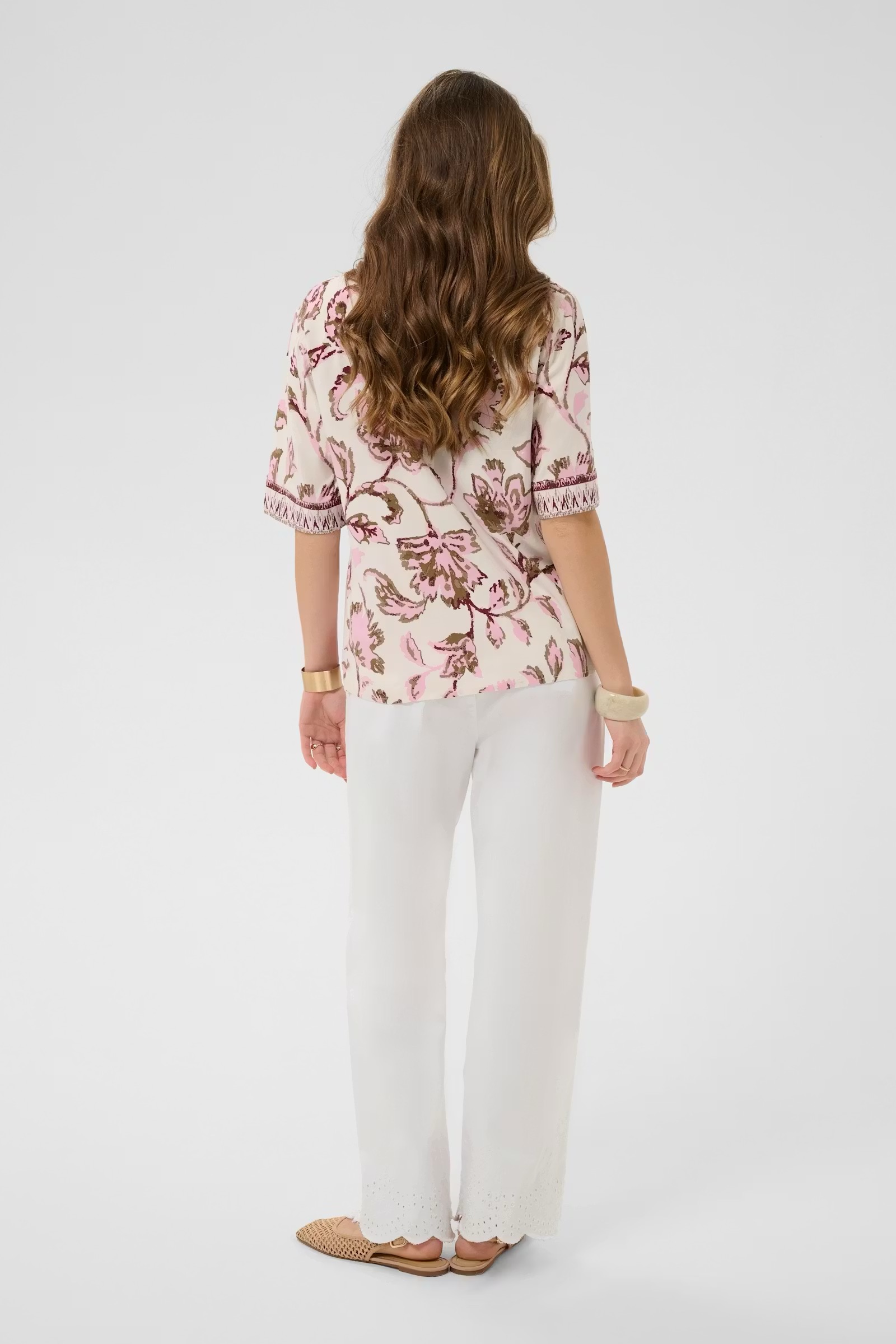 CRTIAH BLUS - PINK FLOWER - CREAM - 5