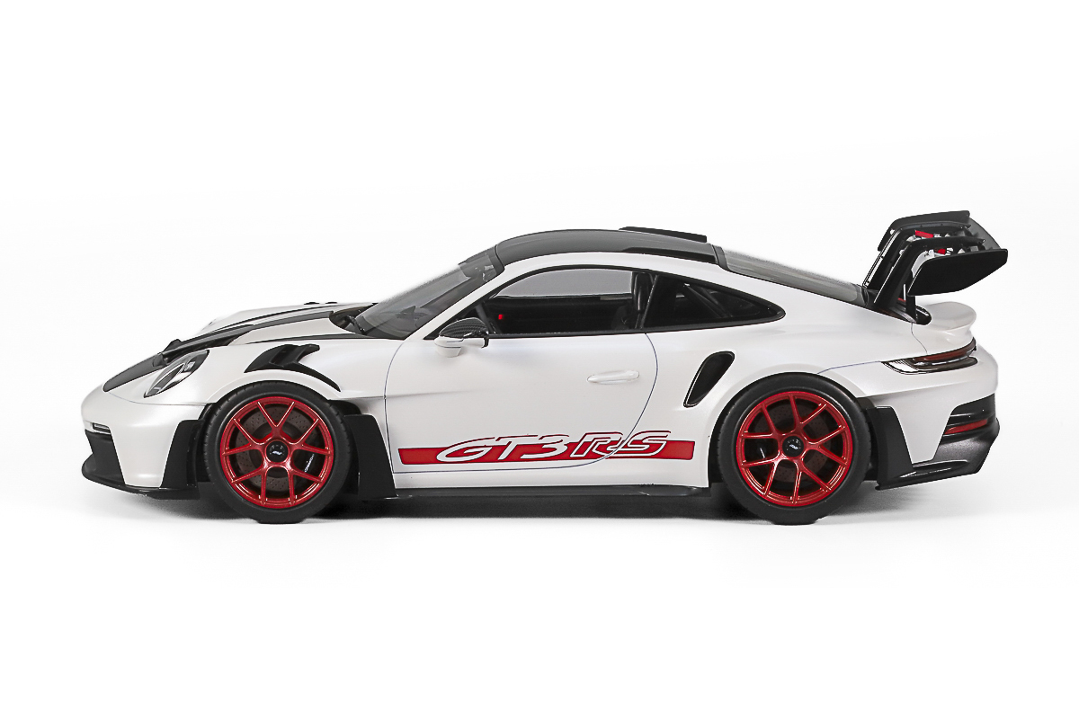 Tamiya 24370 1/24 Porsche 911 GT3 RS (992) - 2