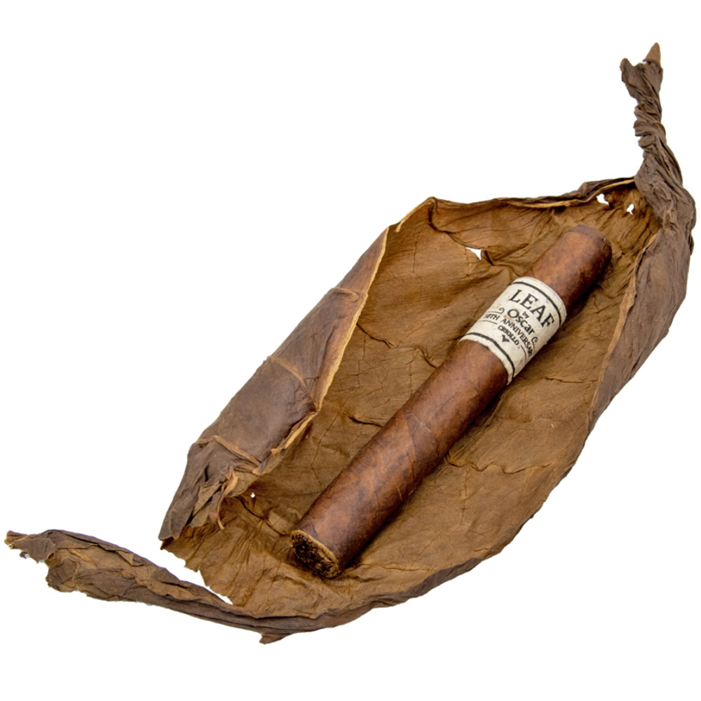 Leaf by Oscar 10th Anniversary Criollo Toro - 2