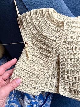 Indiblomst Sorgenfri Jacket Light (28 m struktur st 3)