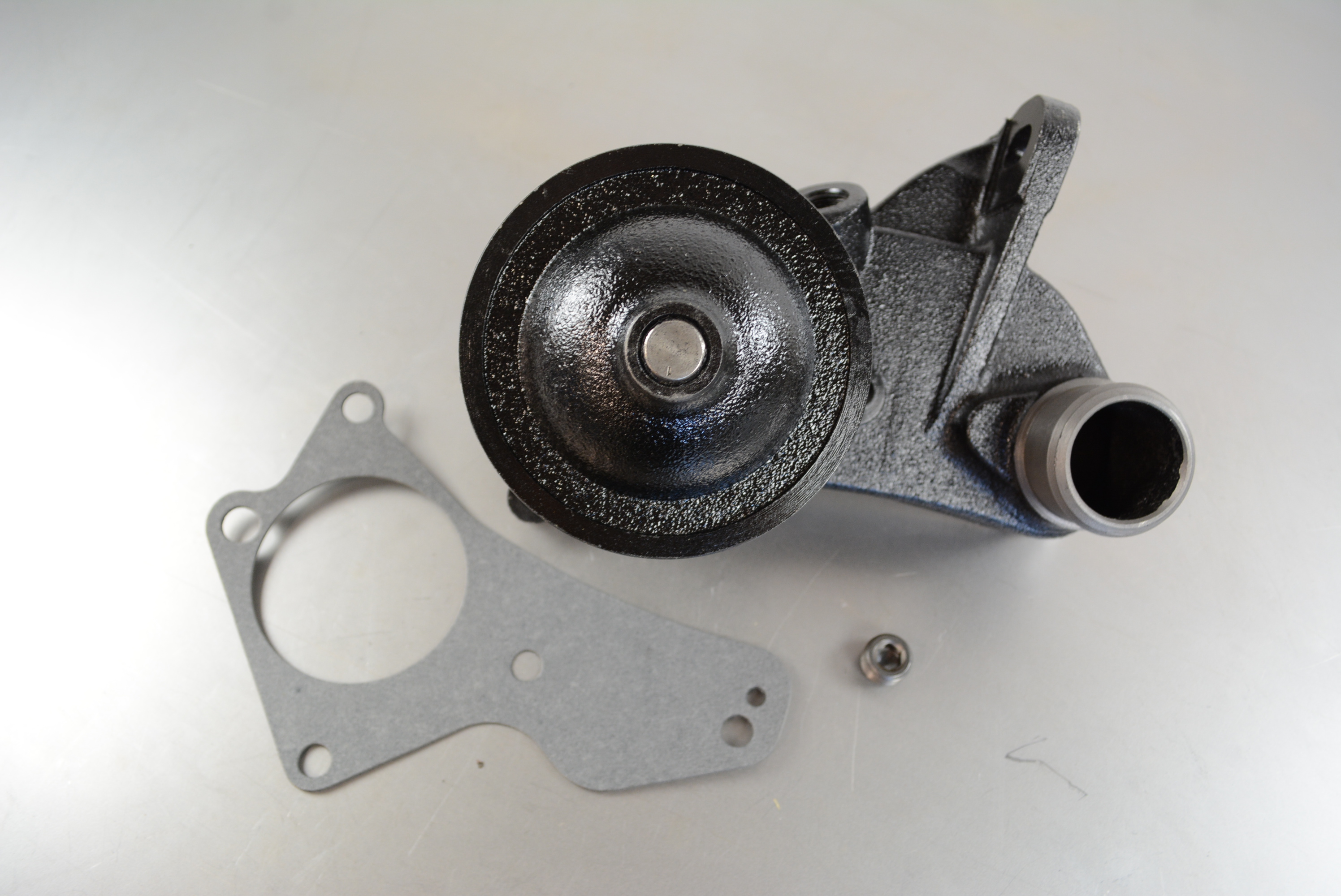 Vattenpump Ford Flathead V8 Höger