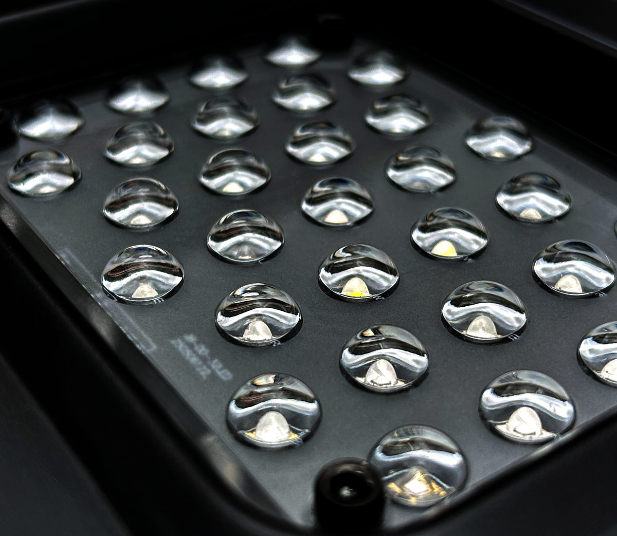 D-D SPEKTRUM 90 High Output LED Light - 10
