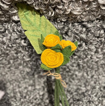 Bukett Kärlekens Ros av vackra Gula ullblommor