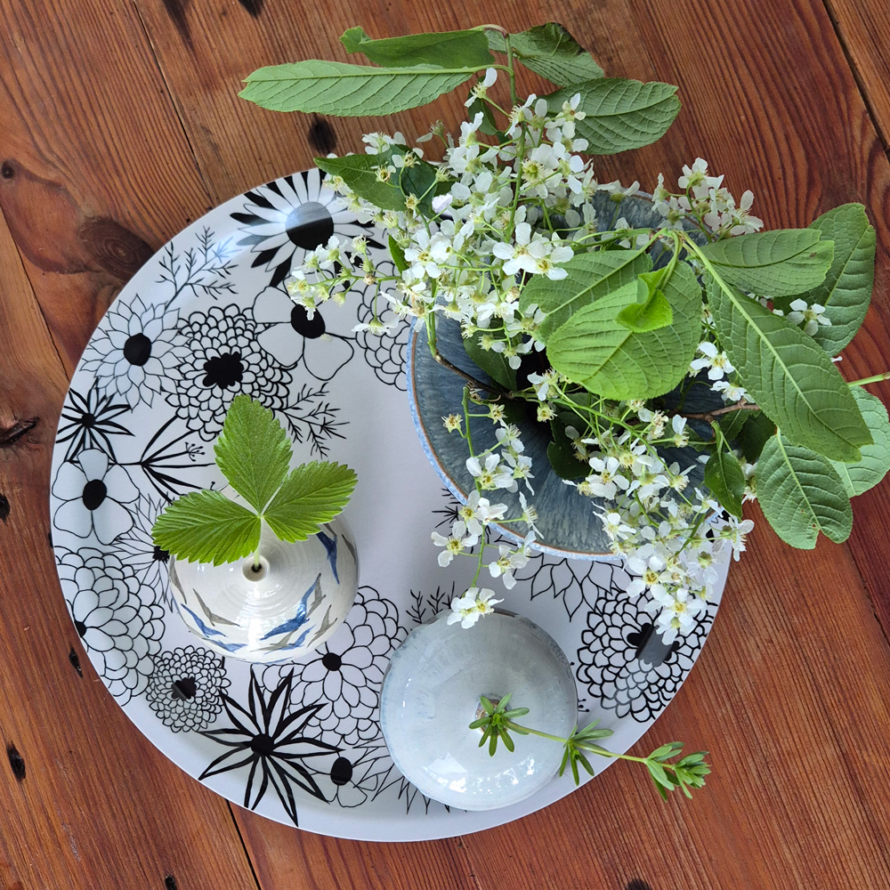 vintage VAS, liten rund med gråblå glasyr, h 7,5 cm  - 7
