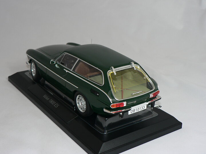 Volvo  1800  ES  1973  1:18  Norev