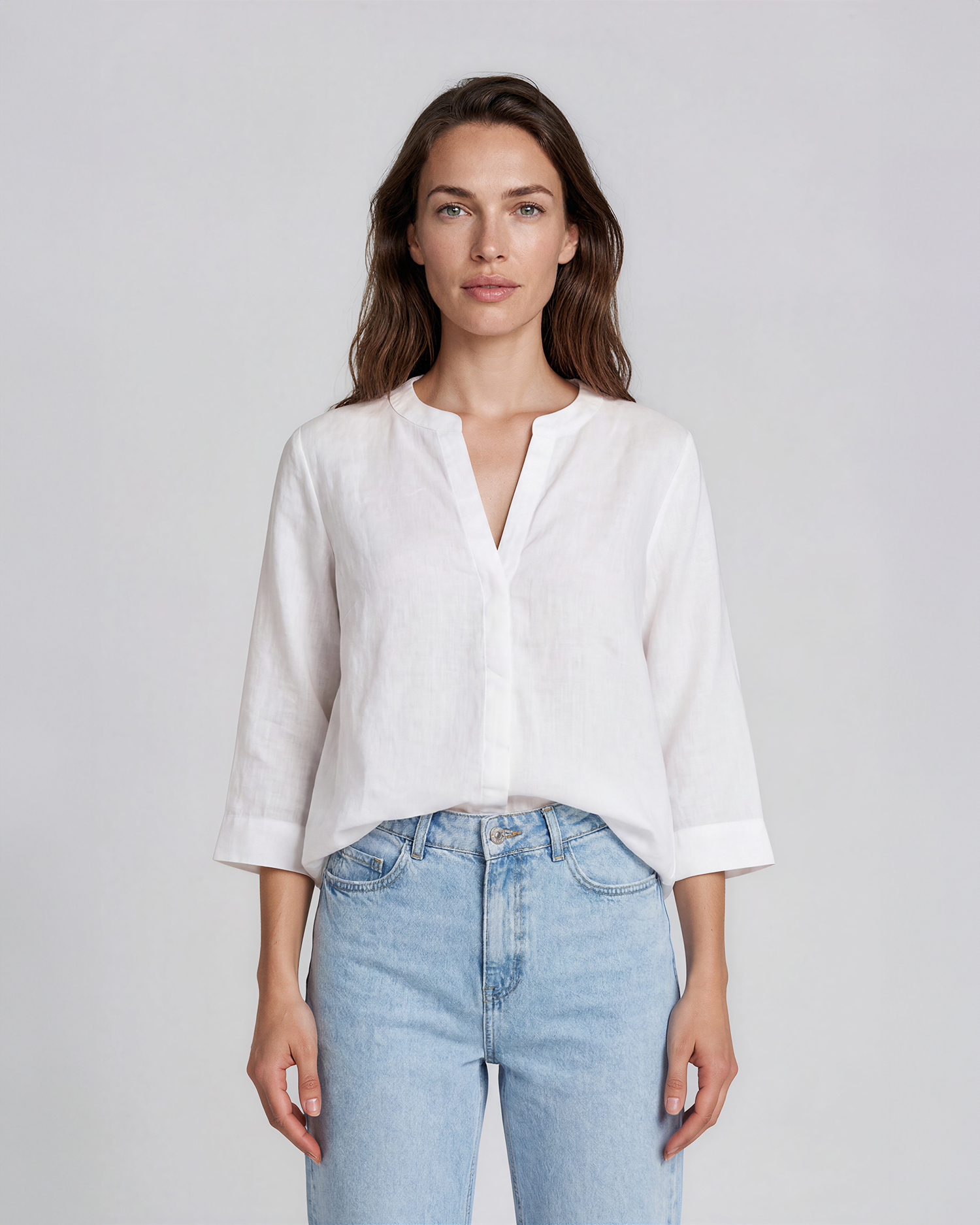 Linneblus v-ringad dold knäppning offwhite