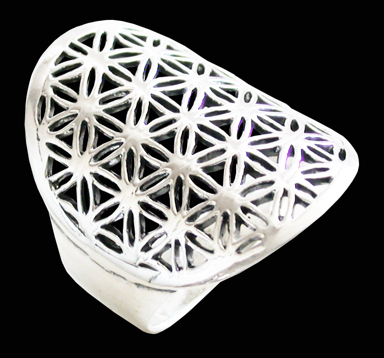 Extra lång ring med flower of life i Äkta silver.