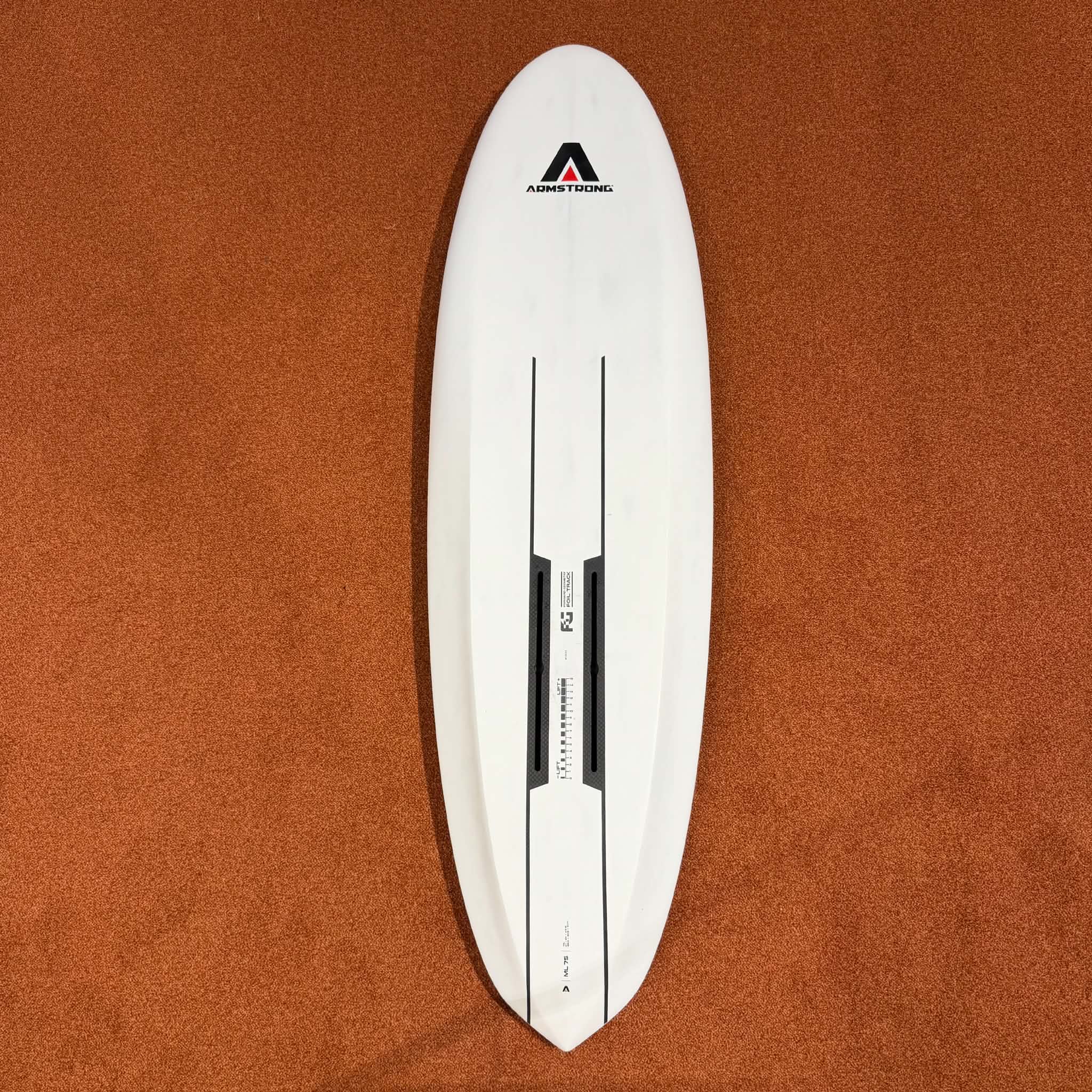 Begagnad foilbräda Armstrong ML - 75lit - 2