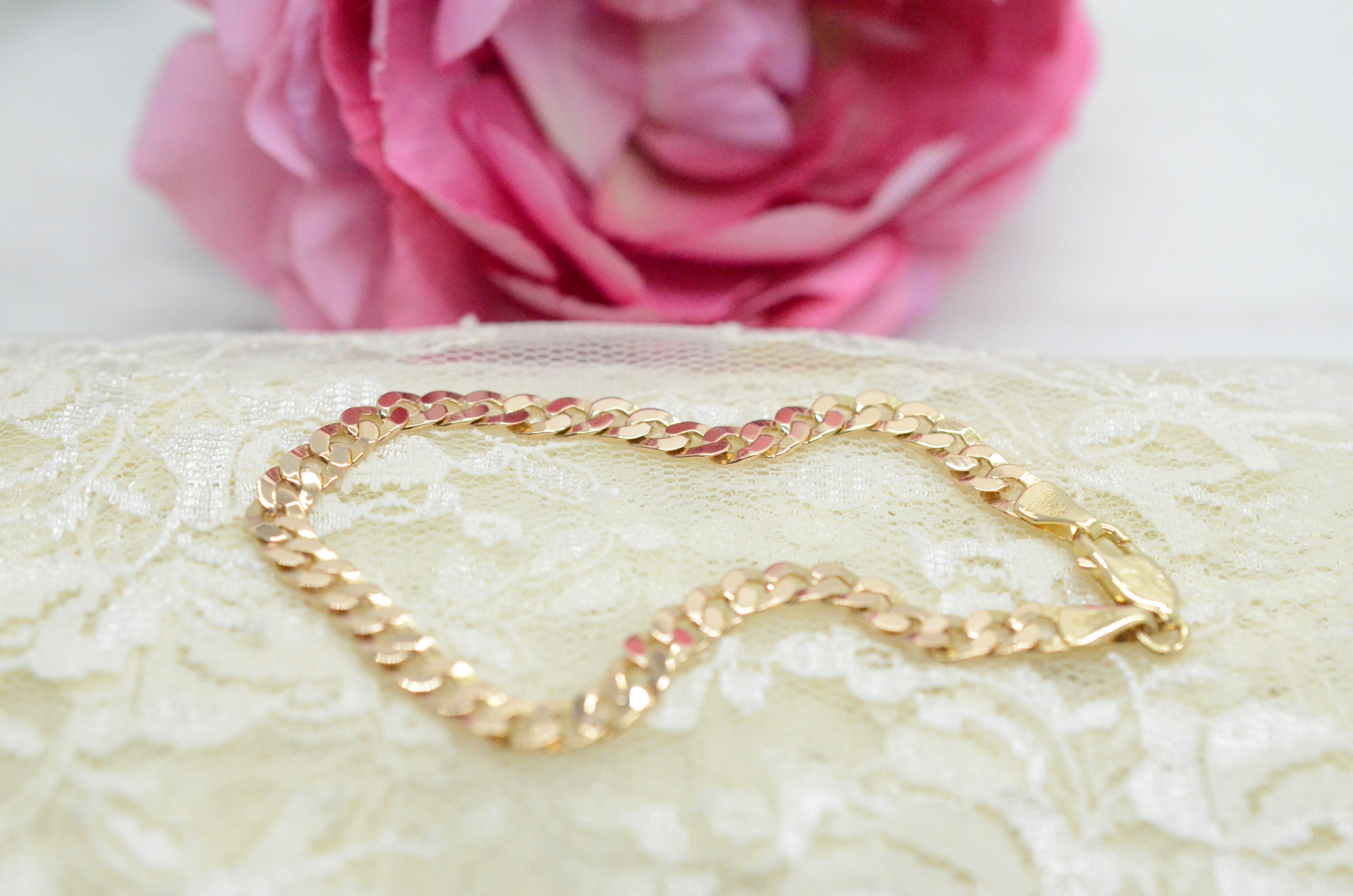 Second Hand 18k gold bracelet