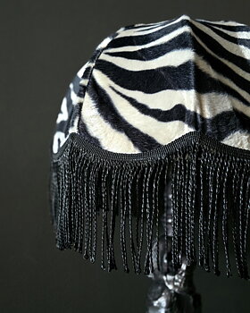 ANDRASORTERING Lampskärm Frans Retro 35 - Zebra/Svart Tvinnad Frans