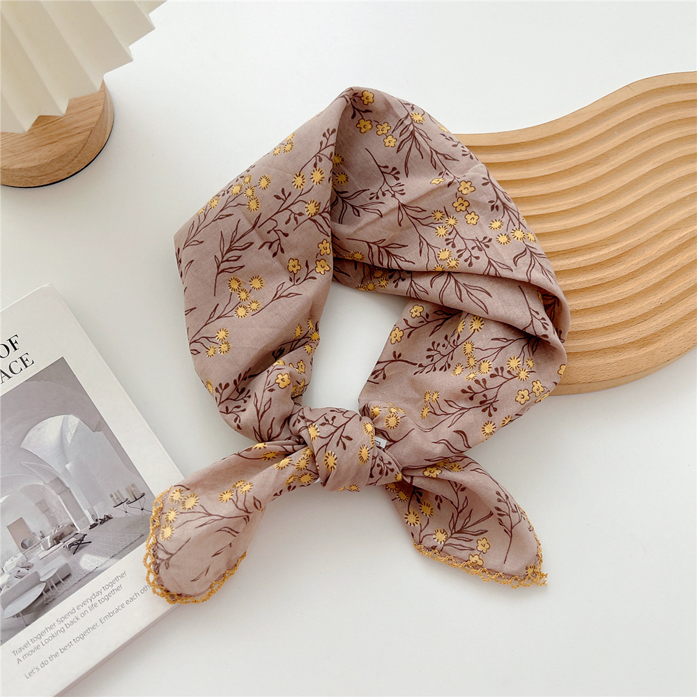 LUCY SCARF BROWN FLOWER 68x68