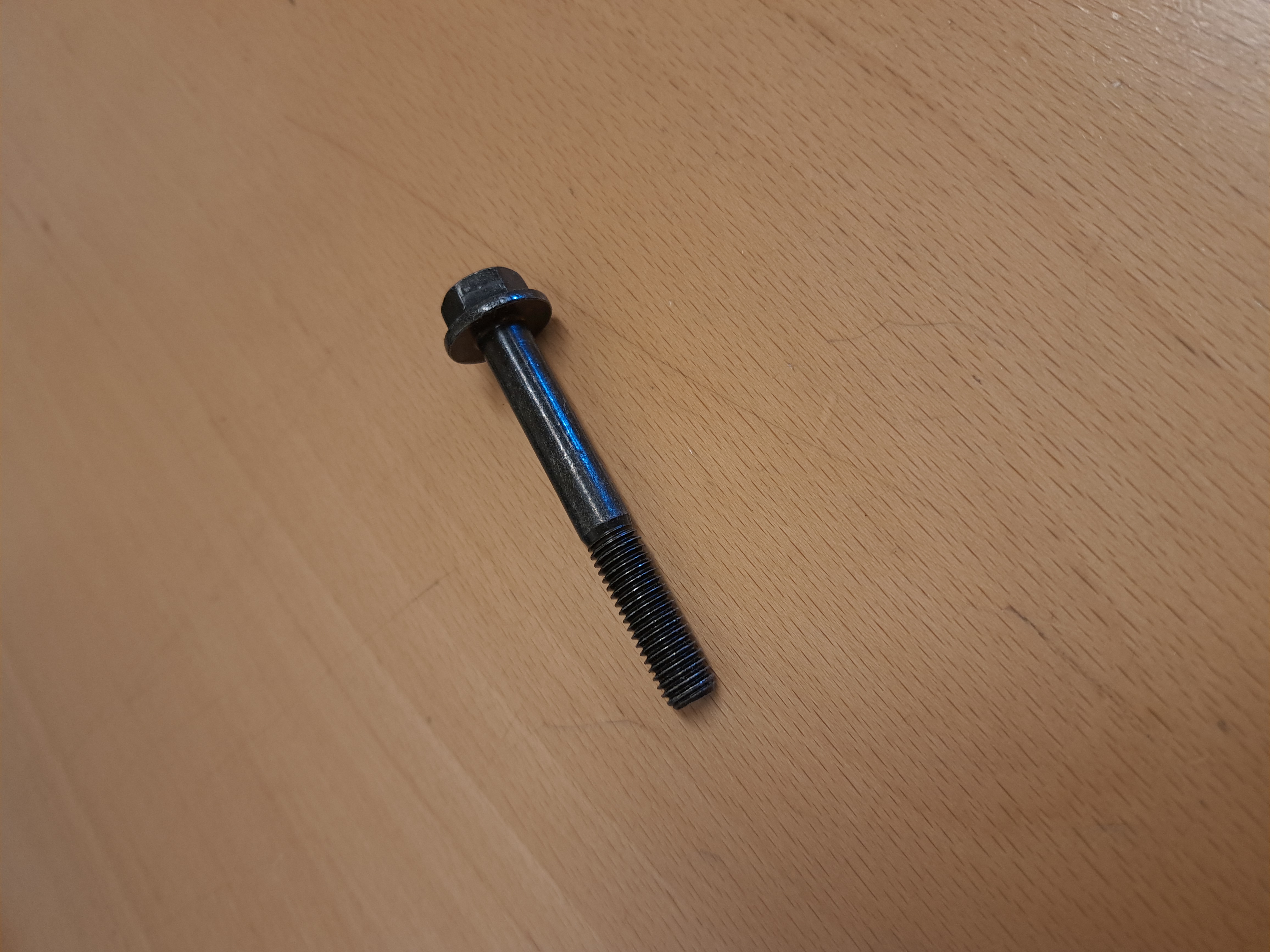 Flange screw