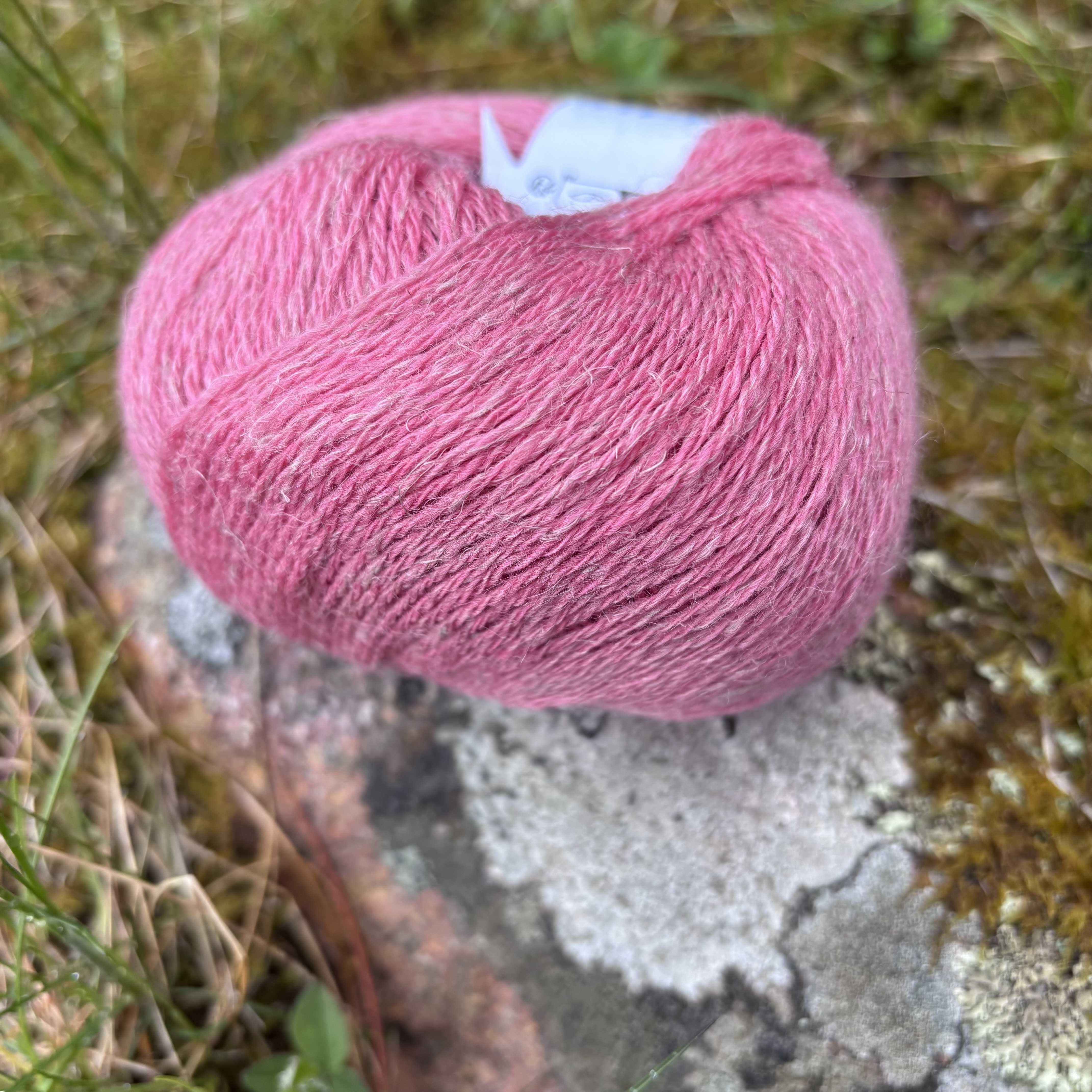 Anita 50 g - Blandgarn av ull och lin från Plassard - 7