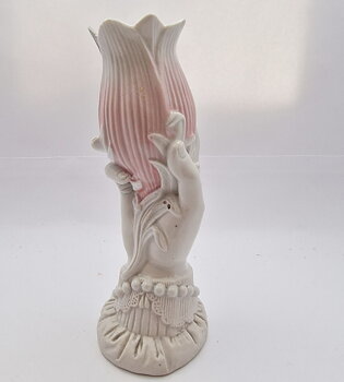 Hand vase England Victorian