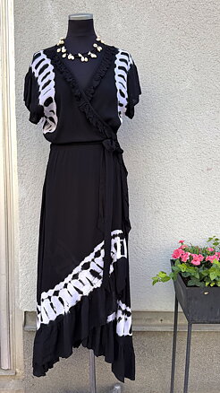 Long Wrap Dress | black/white