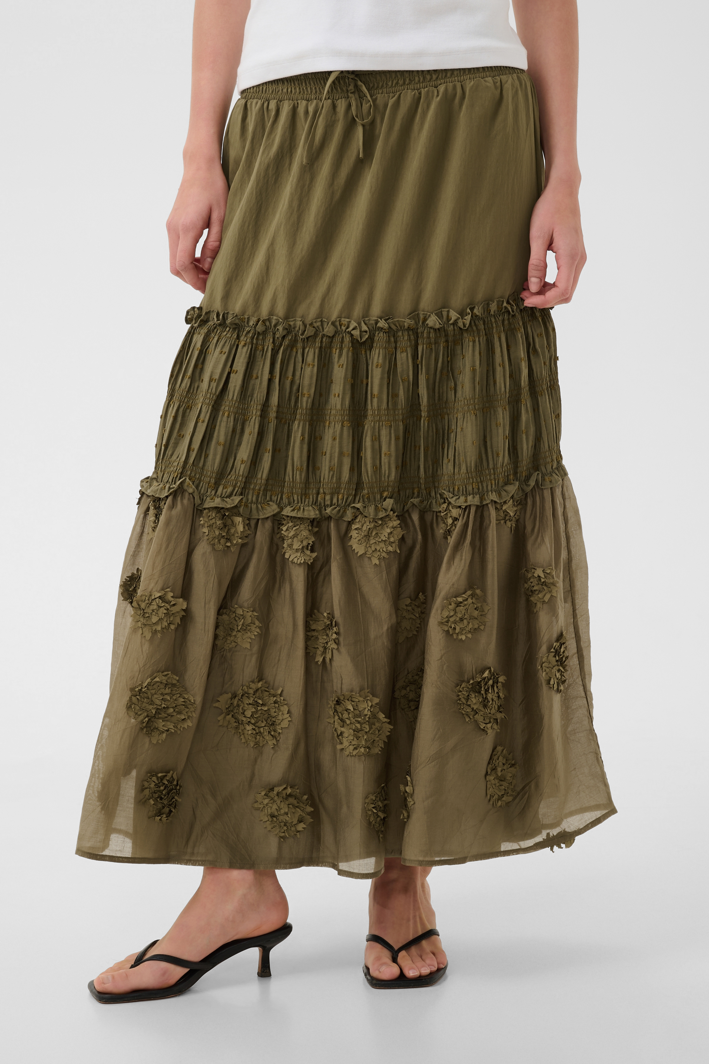 CUdeena Skirt Dusky Green Volangkjol med applikationer - 3