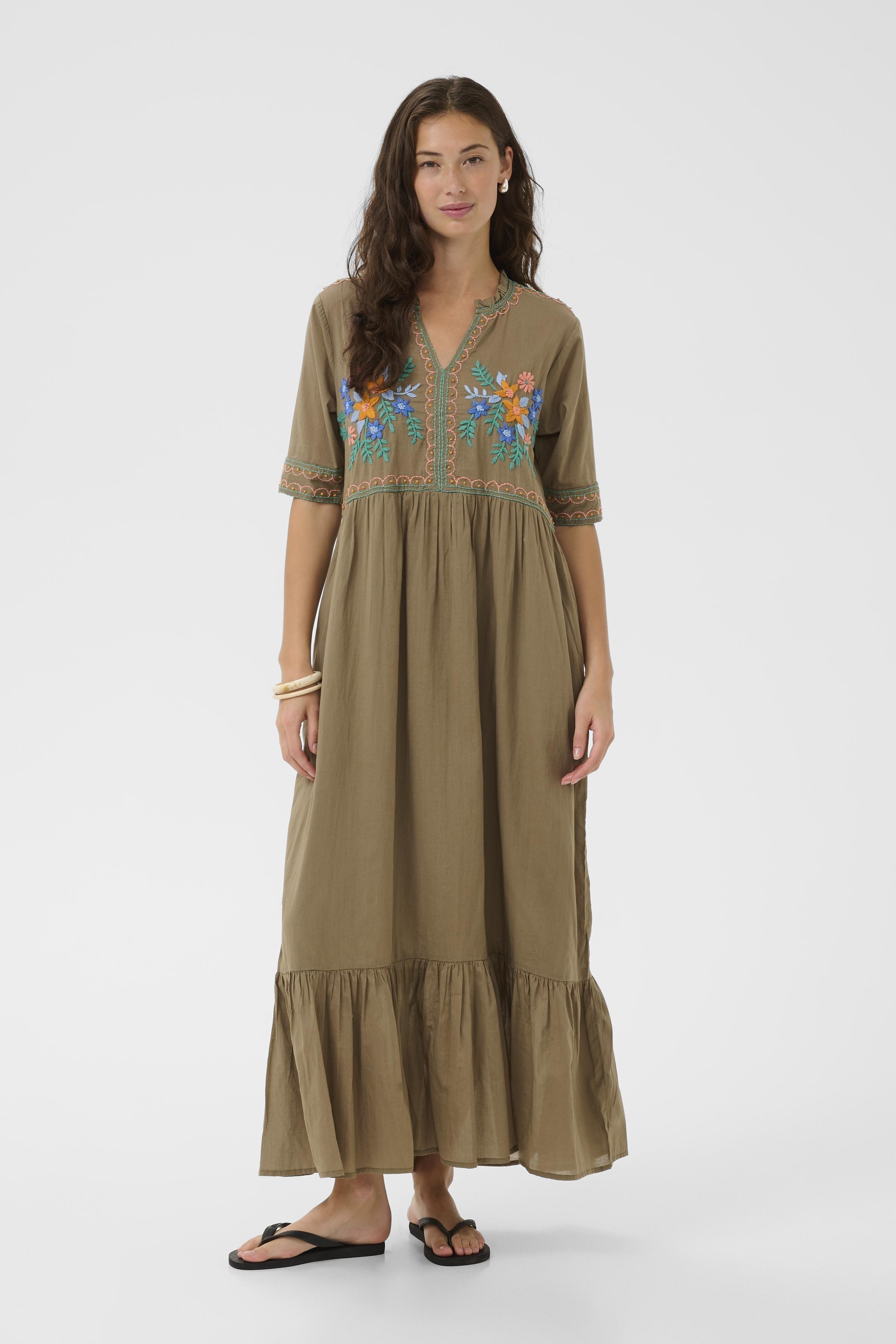 CUlucinda Dress Dusky Green Grön Maxiklänning med brodyr - 3