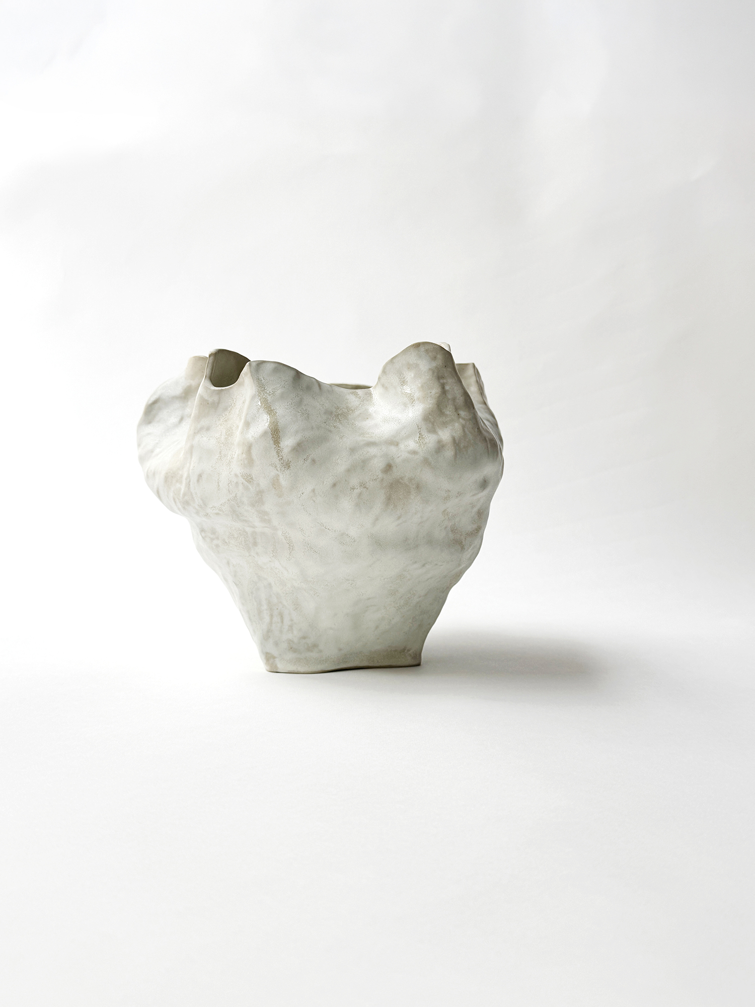 SCULPTURAL OBJECT Poppy to Come