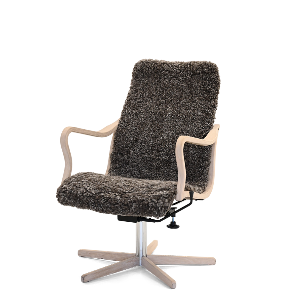 Chic Low Armchair (Wood/Sheepskin) - Package price - Bröderna Anderssons