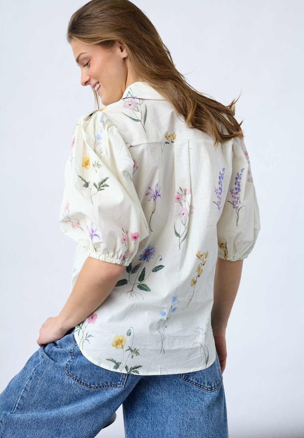 Ella Shirt - Light Wild Flower - Sisters Point