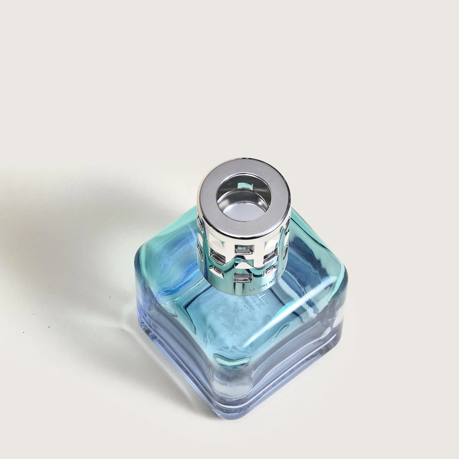 Maison Berger Presentset - Glacon Turquoise/Blue - Doftlampa + 1 st Doft (Ocean Breeze) - 6