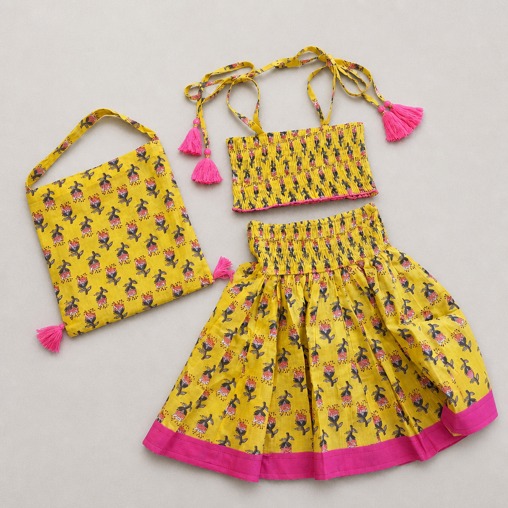 Yellow Kids Set - Place Du Soleil