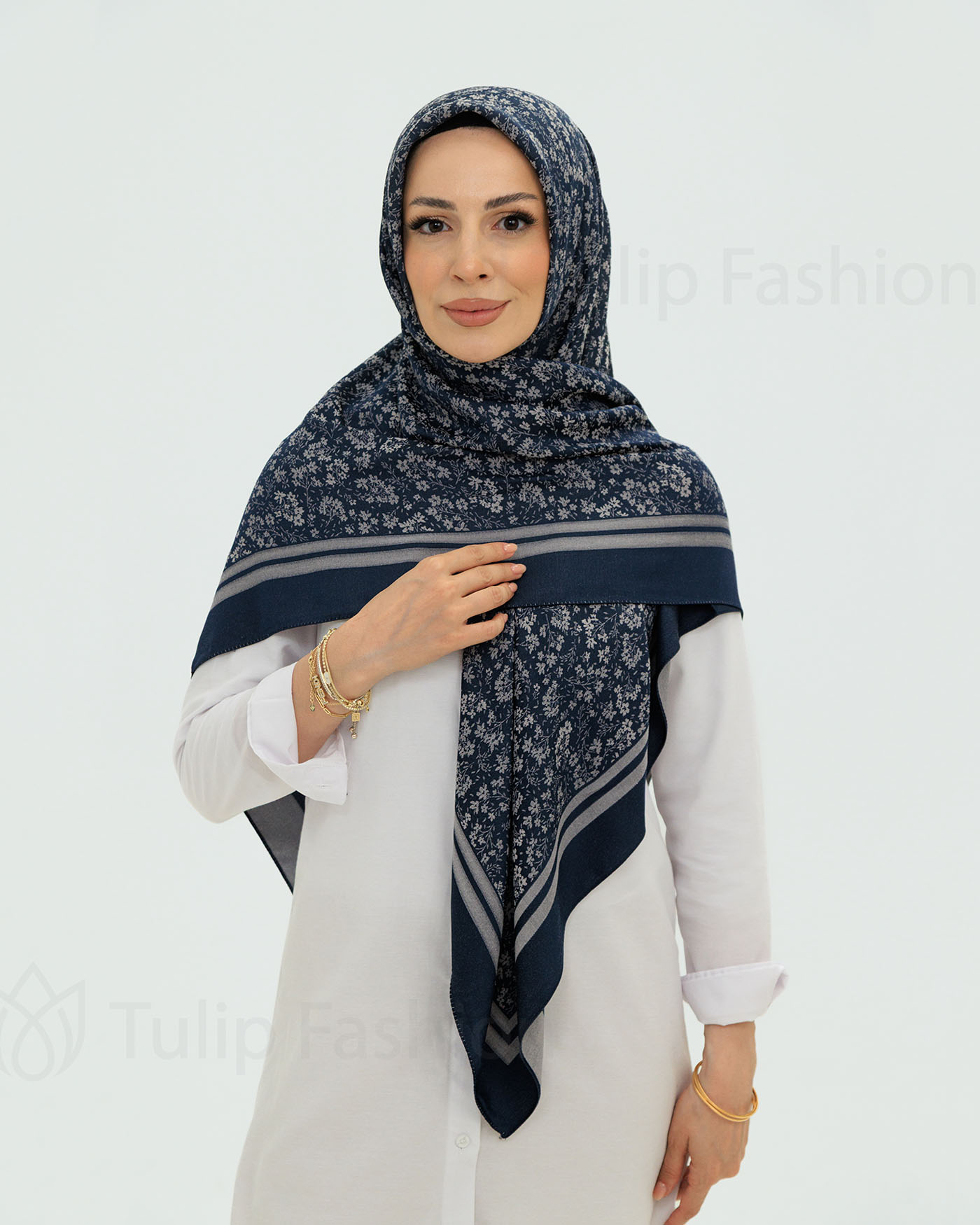 Hijab - Square Viskon 120 cm - Midnight Blue
