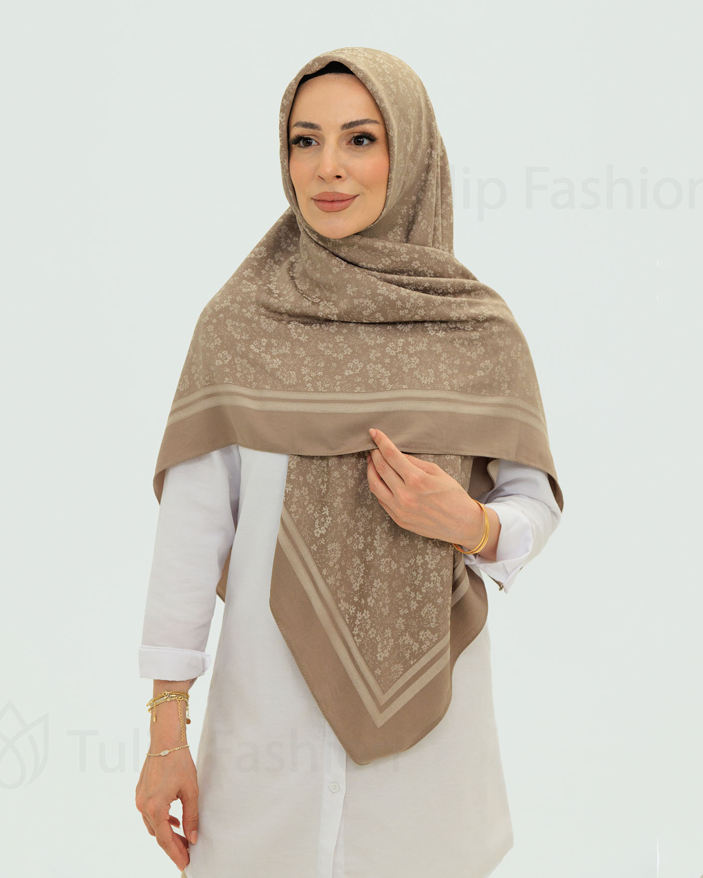 Hijab - Square Viskon 120 cm - Beige