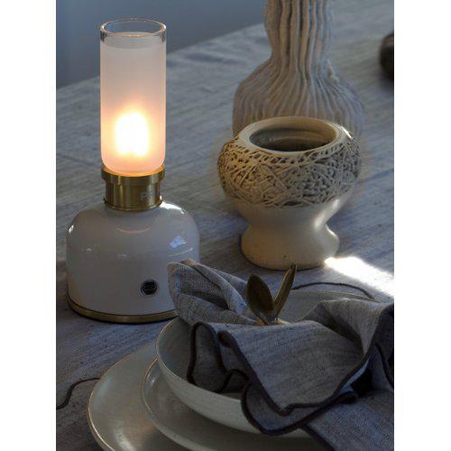PR HOME  BORDSLAMPA Uppladdningsbar Frida Vit - 2