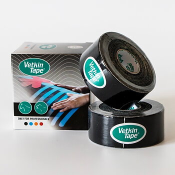 VetkinTape Equine-Kinesiologie-Tape 3 cm x 5 m schwarz, 2 Rollen und Verkaufsverpackung, zur Muskelunterstützung und Rehabilitation von Pferden