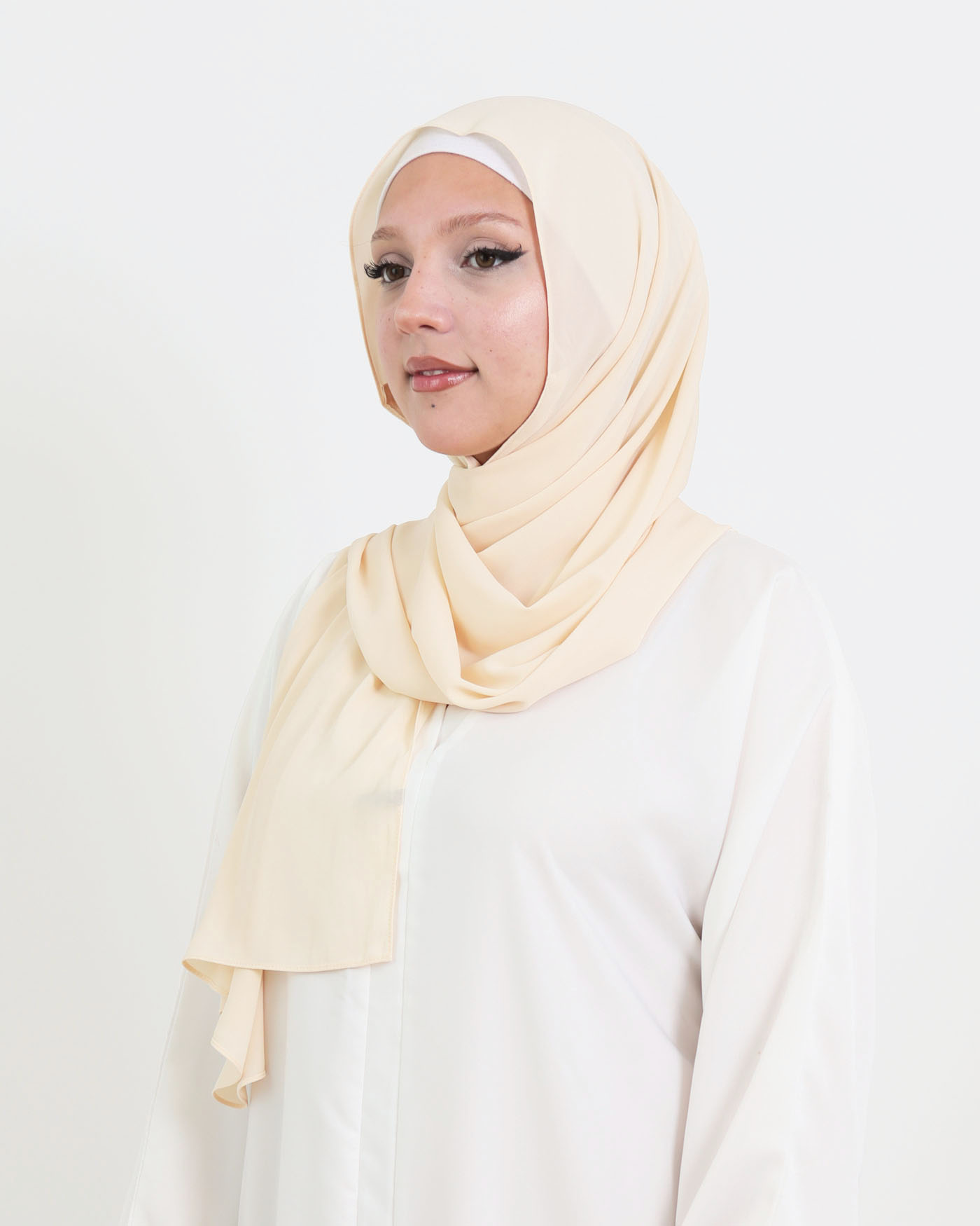 Hijab with integrated magnet - Luxury Chiffon - Cream - 2