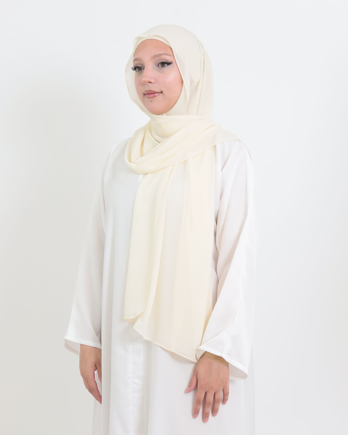 Hijab with cap and integrated magnet - Chiffon - Cream