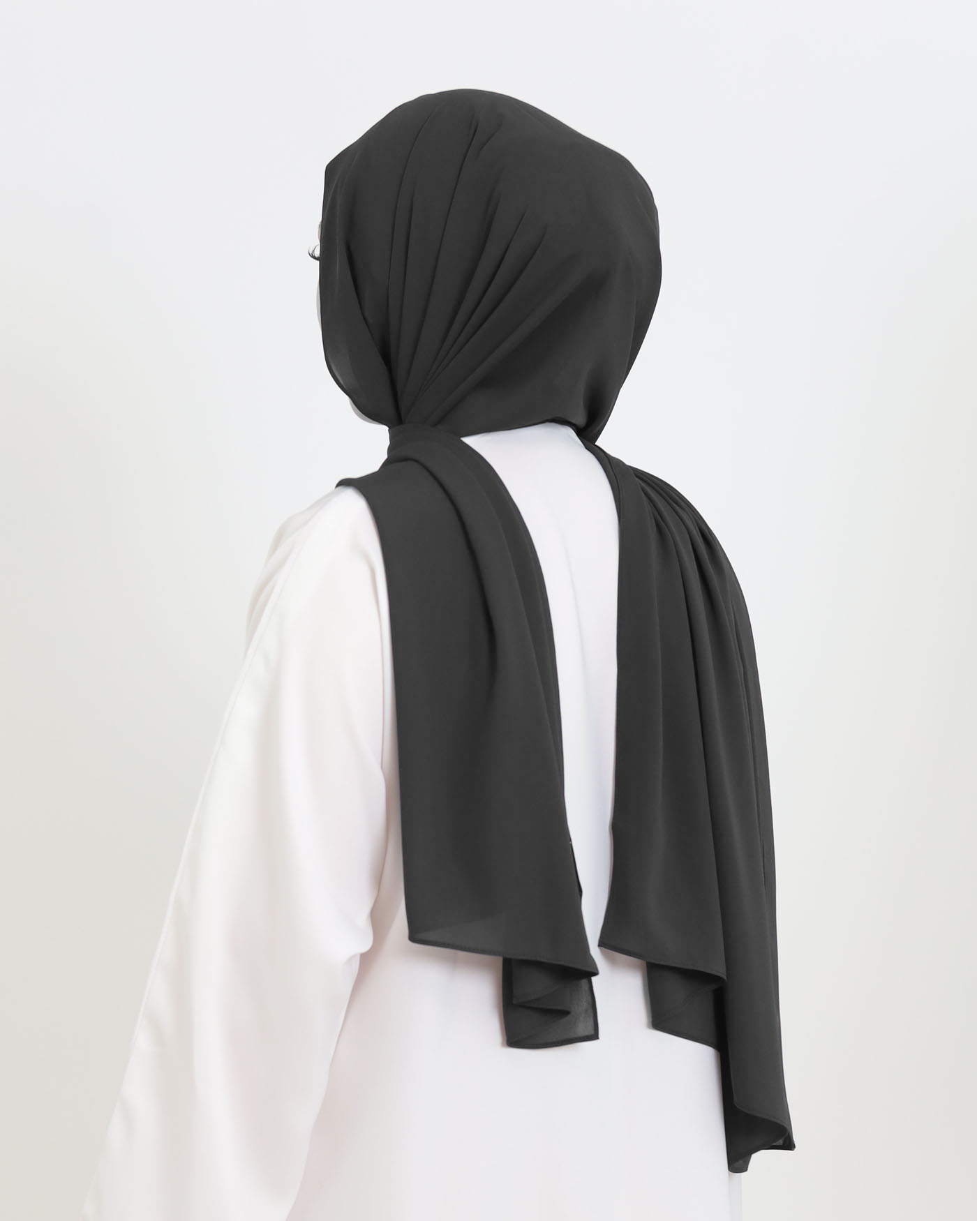 Hijab with cap and integrated magnet - Luxury Chiffon - Black - 2