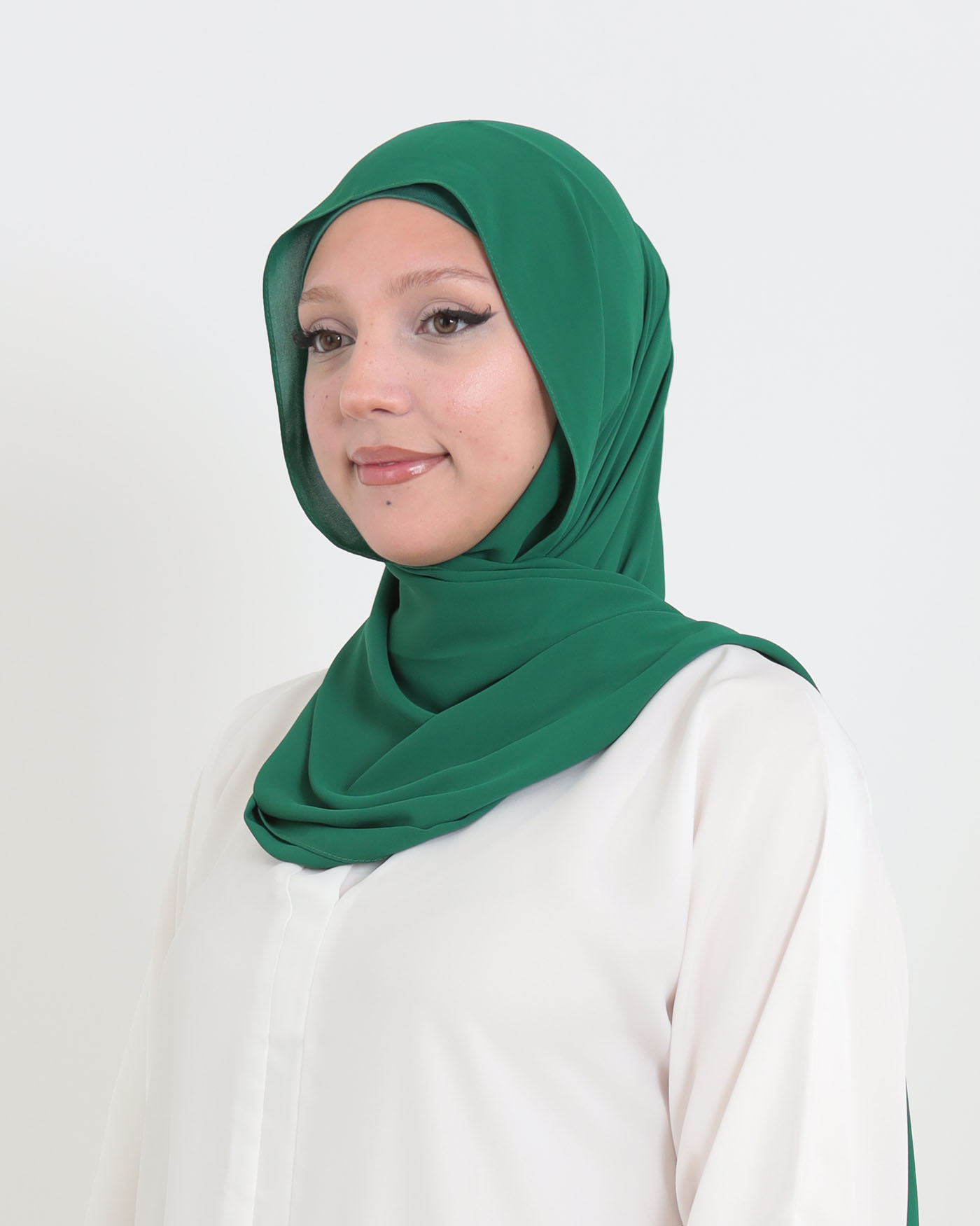 Hijab with cap and integrated magnet - Luxury Chiffon - Green