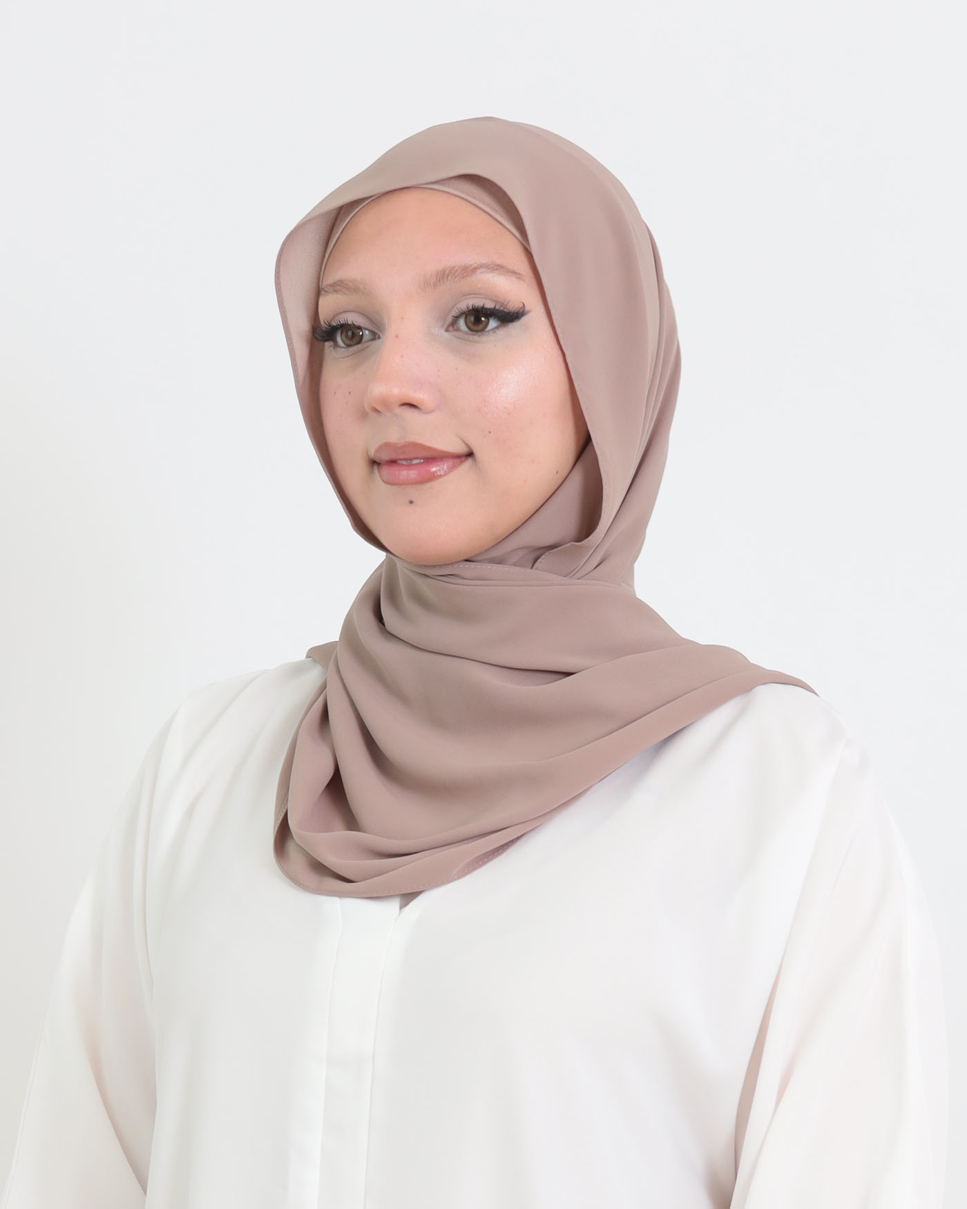 Hijab med cap och integrerad magnet - Lyx Chiffon - Taupe