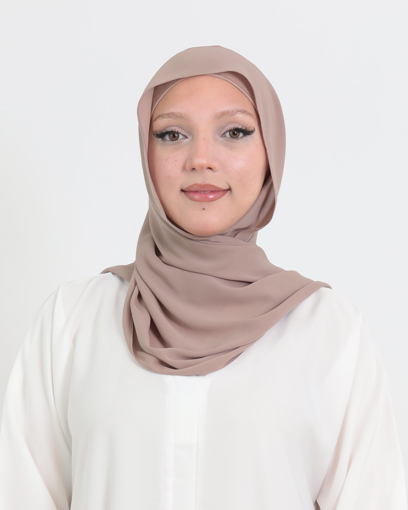 Hijab med cap och integrerad magnet - Lyx Chiffon - Taupe - 4