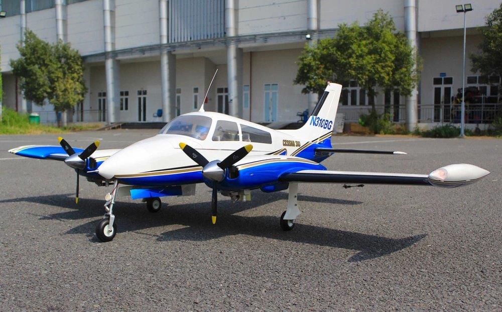 Seagull Giant Cessna 310 Twin Engine 15-20cc 2058mm ARF - 21