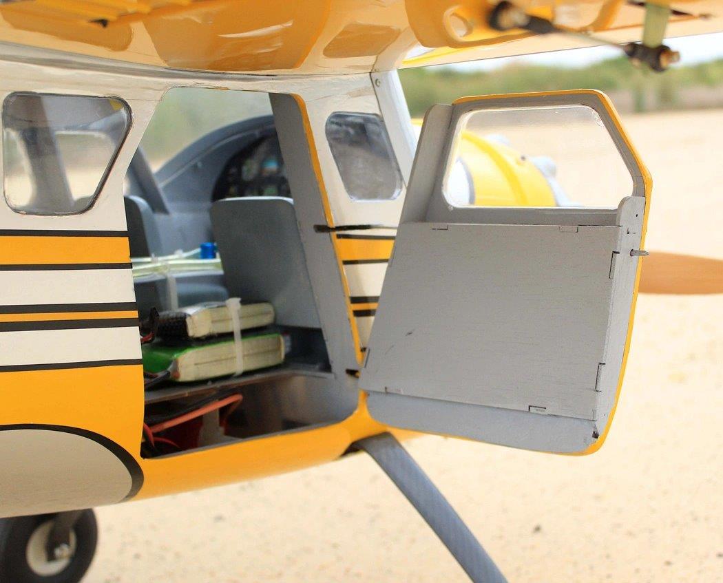 Seagull Cessna 195 229cm 35-50cc Gas ARF Gul/Silver - 3