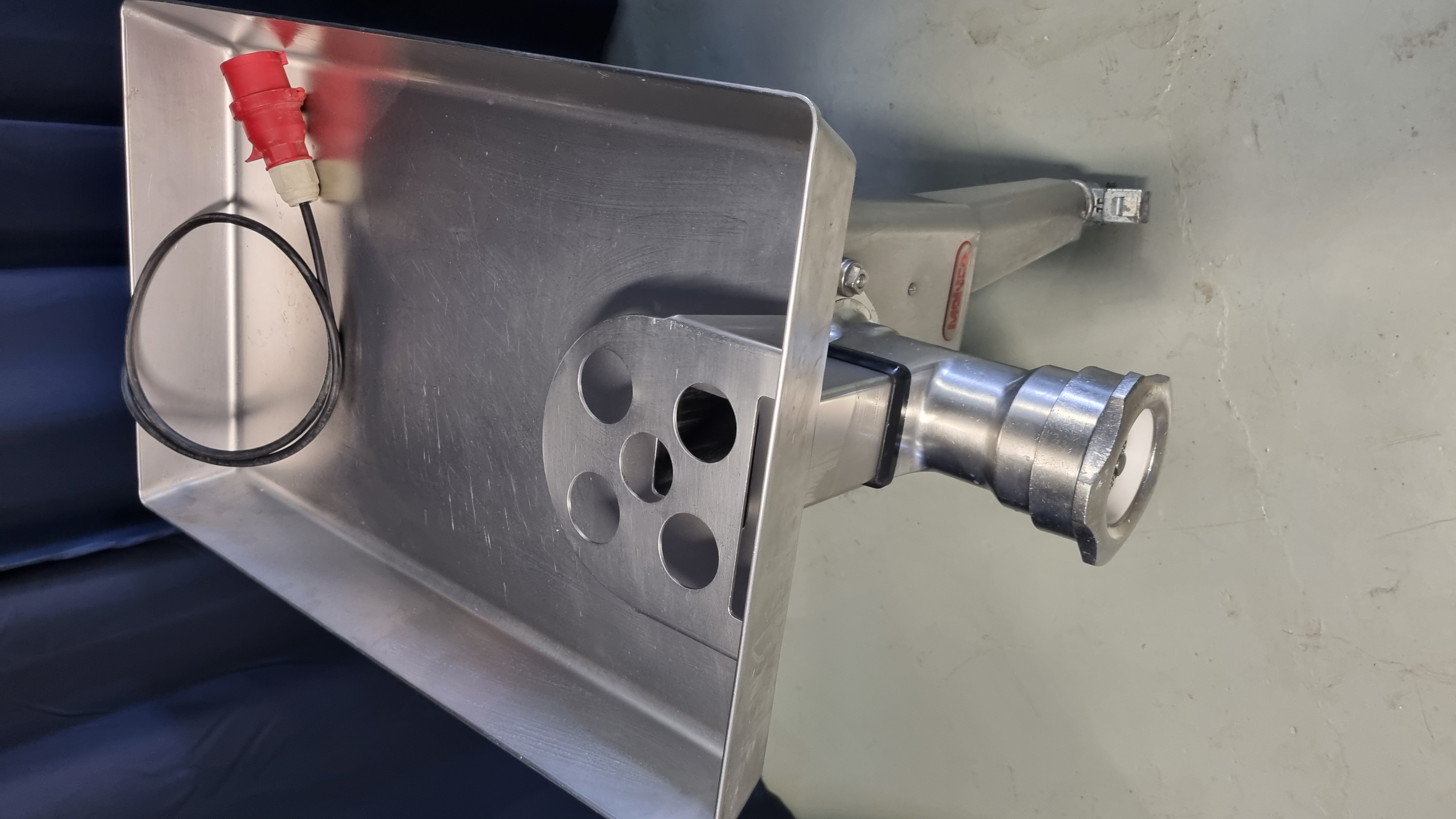 Köttkvarn Mainca PM-114L - 2