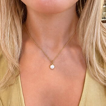 IAMLUND Dew halsband pärla guld