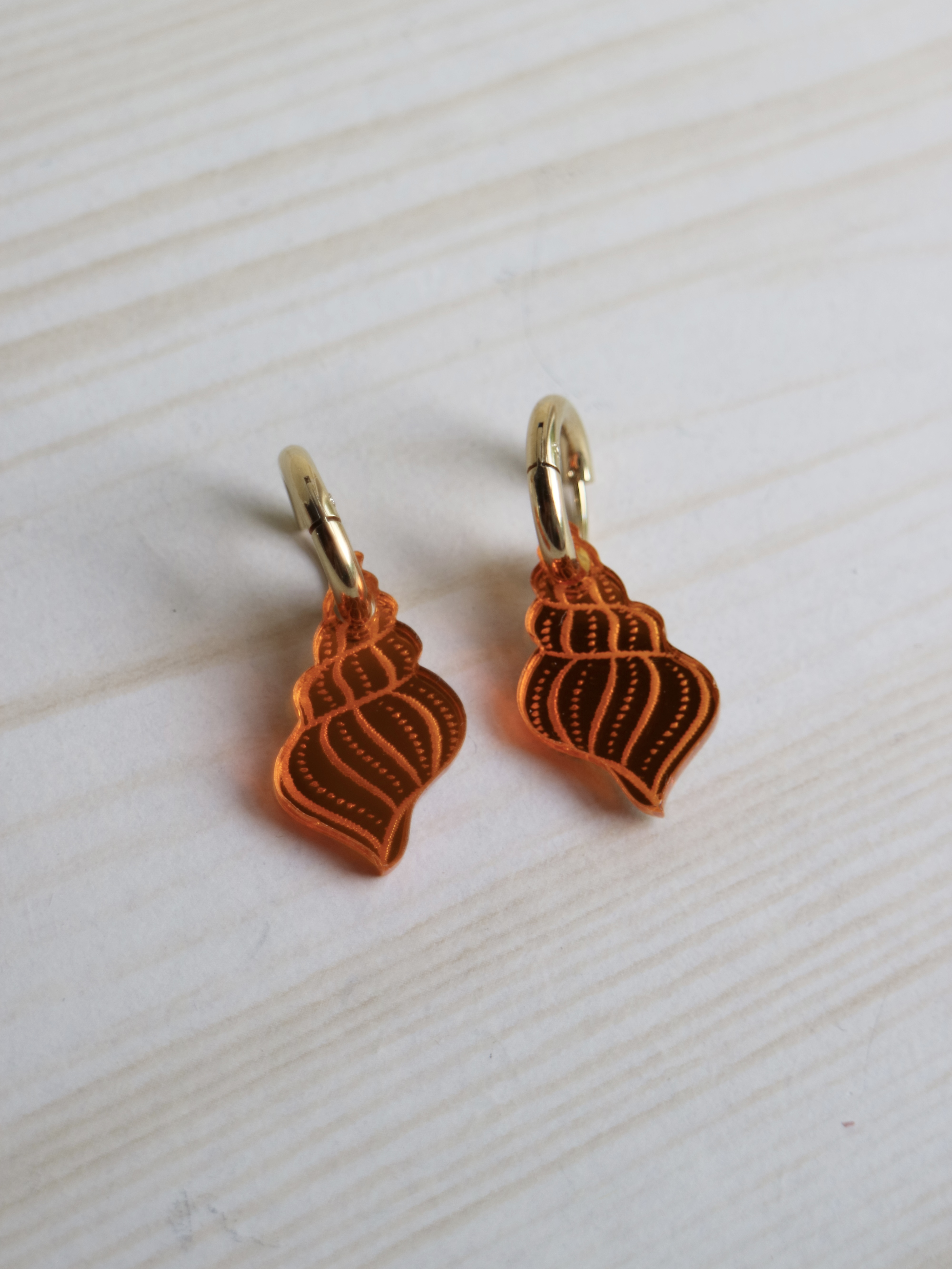 Shell house orange mirror small pendants - 2