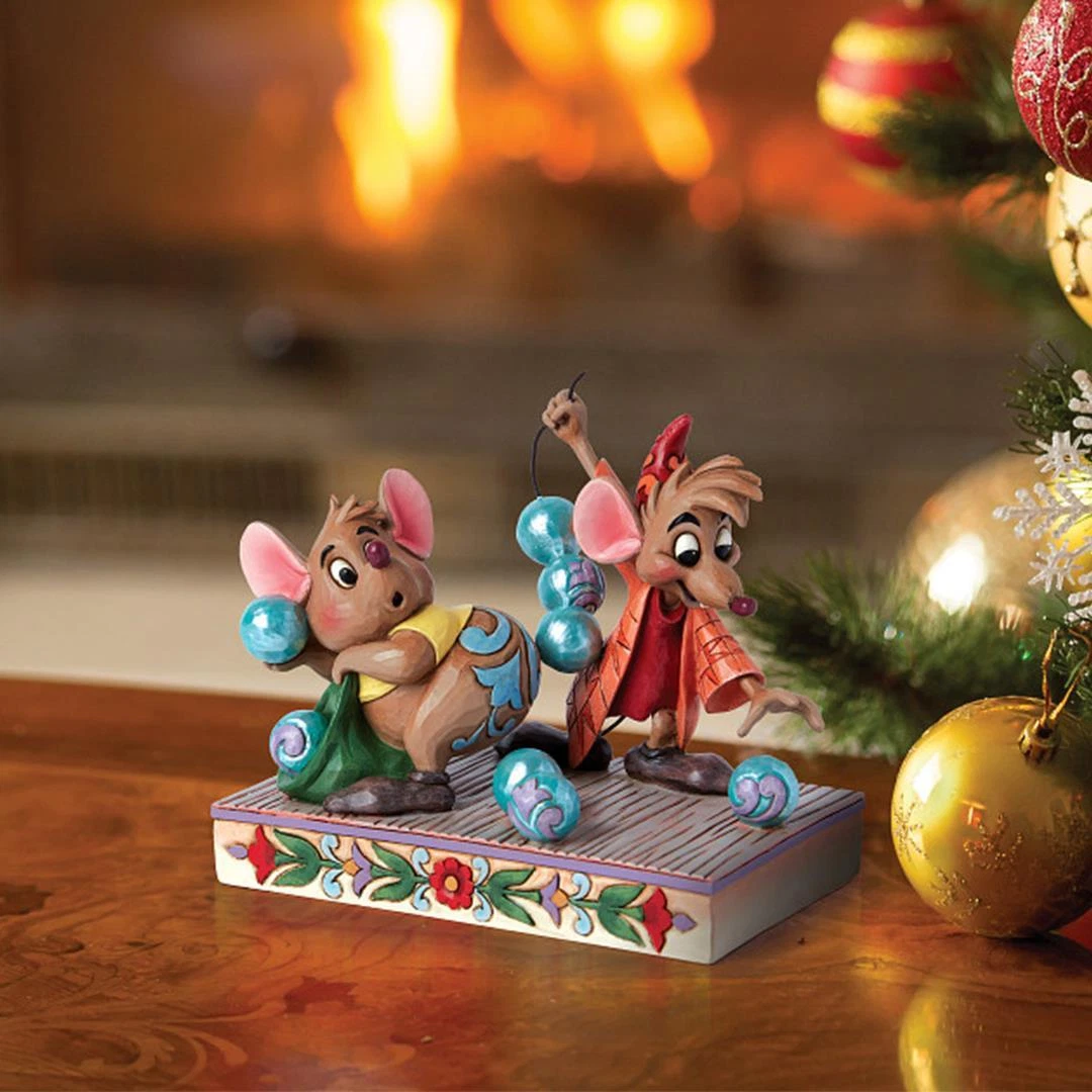 Disney Gus & Jaq helping thread Cinderella s pearls - 5
