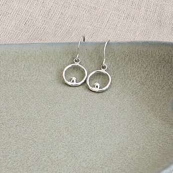 IAMLUND Momentum Mini örhänge silver
